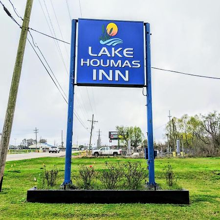Lake Houmas Inn Bagian luar foto