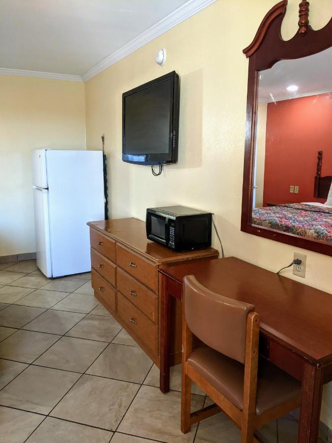 Lake Houmas Inn Bagian luar foto